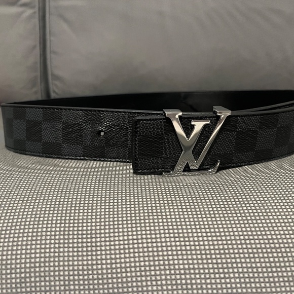 Graphite Louis Vuitton Belt - Picture 5 of 8